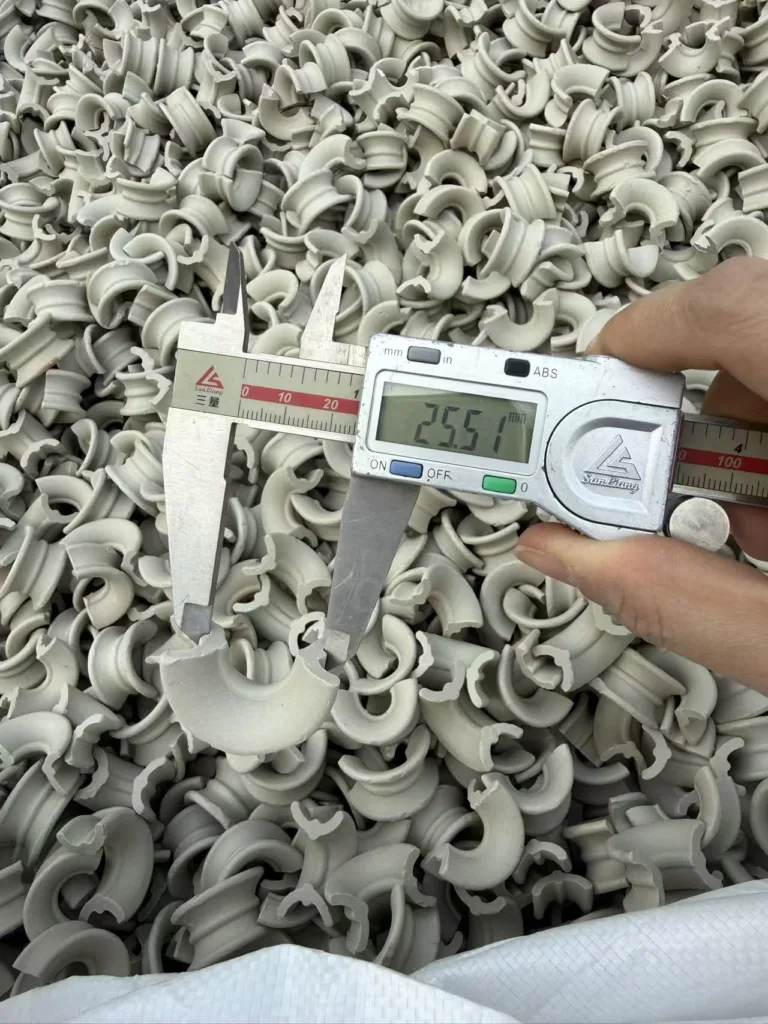 40m³ Ceramic Saddles to Europe